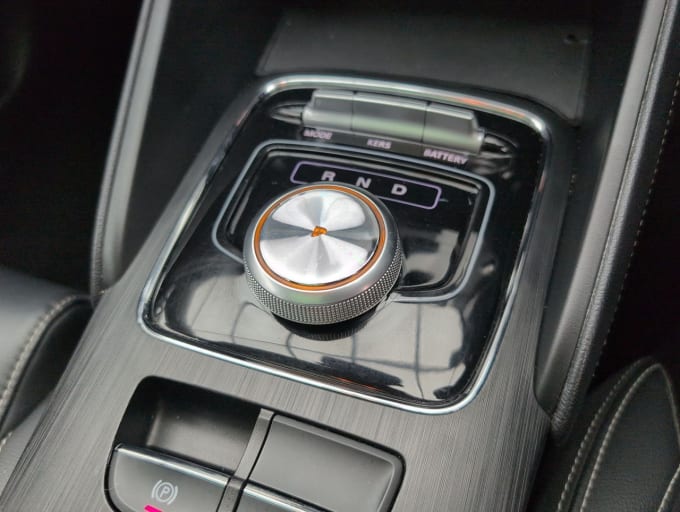 2025 Mg Mg Zs