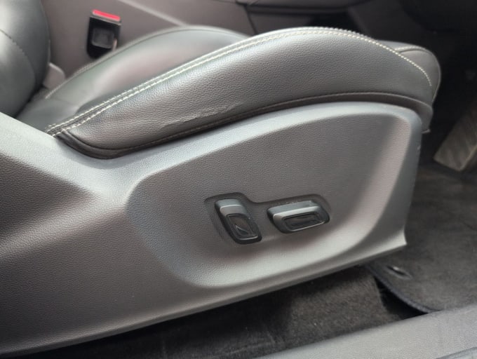 2025 Mg Mg Zs