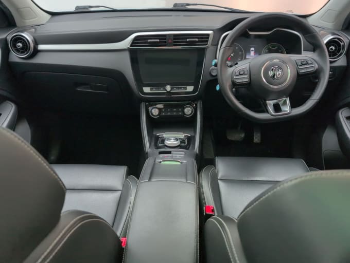 2025 Mg Mg Zs