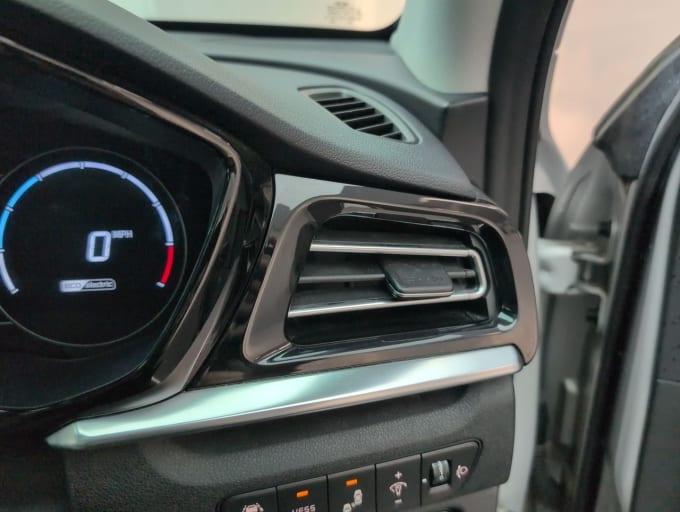 2025 Kia Niro