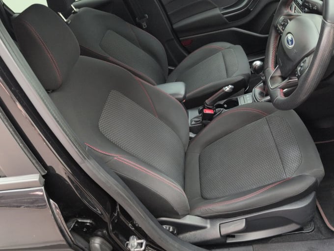 2025 Ford Fiesta