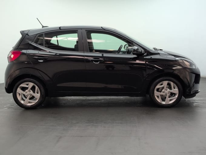 2025 Hyundai I10
