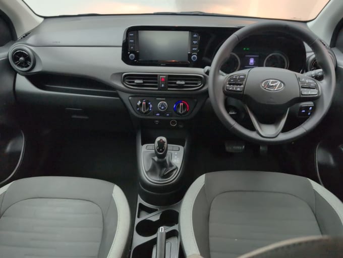 2025 Hyundai I10