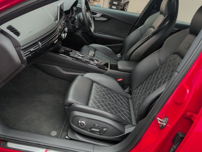2025 Audi S4