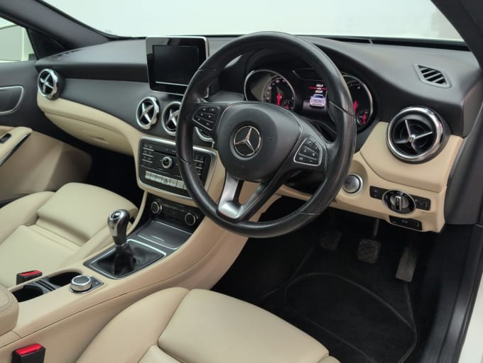 2017 Mercedes Gla-class