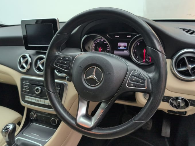2017 Mercedes Gla-class