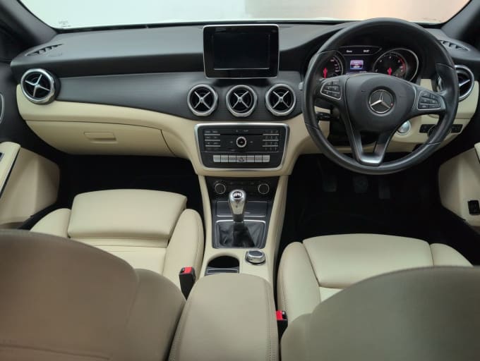 2017 Mercedes Gla-class