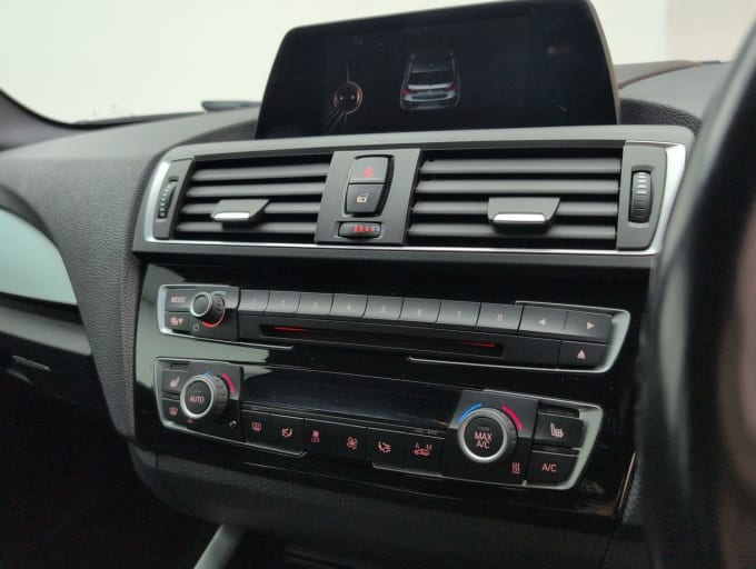 2025 BMW 1 Series