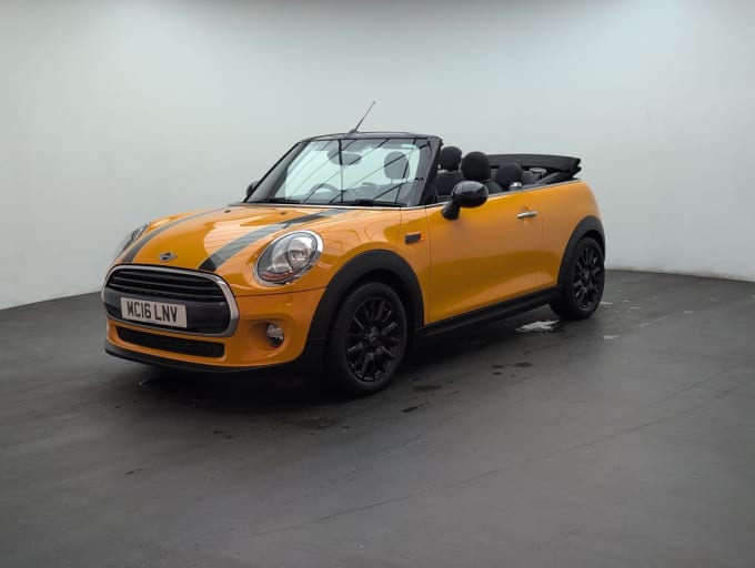 2025 Mini Convertible