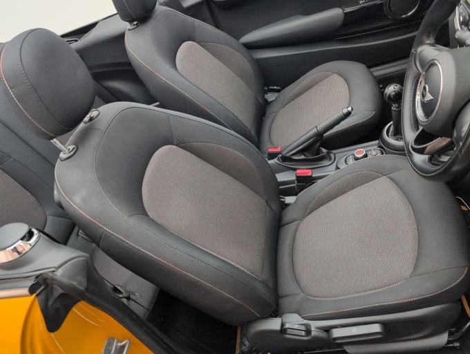 2025 Mini Convertible