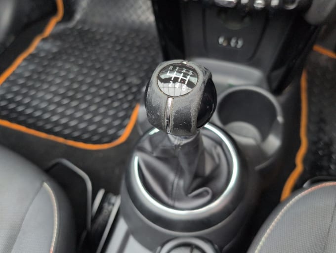 2025 Mini Convertible