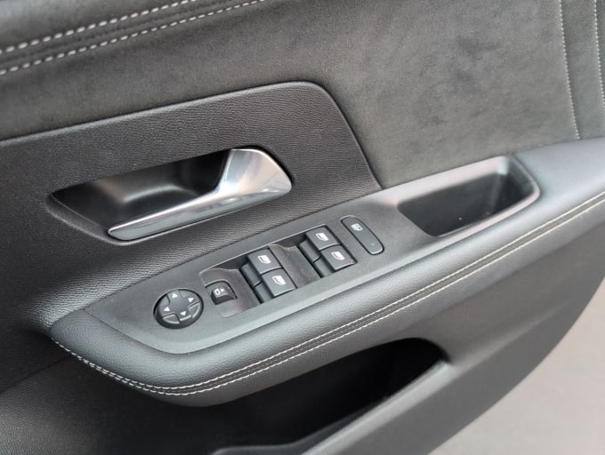 2025 Vauxhall Mokka Electric