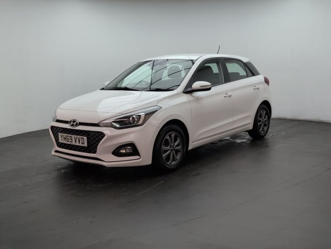 2025 Hyundai I20