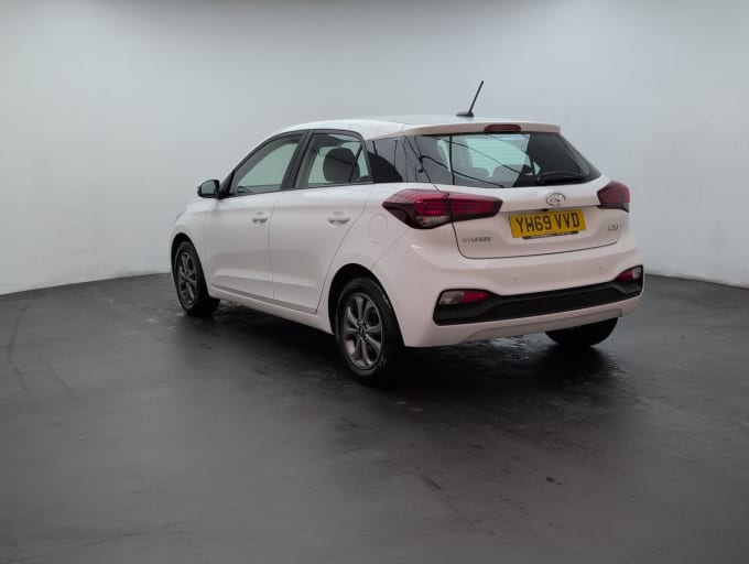 2025 Hyundai I20