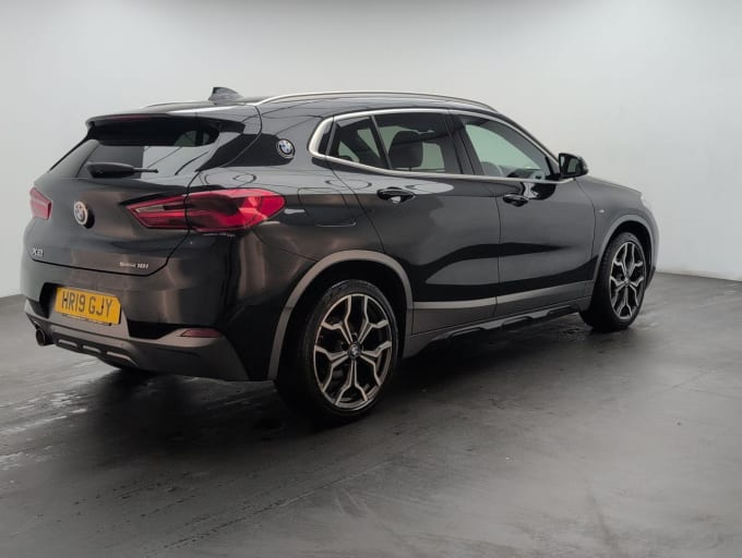 2025 BMW X2