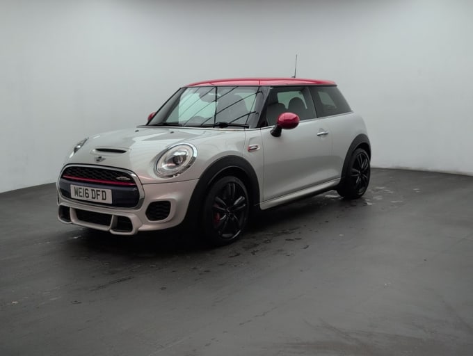2025 Mini Hatch
