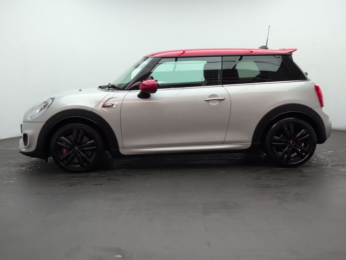 2025 Mini Hatch