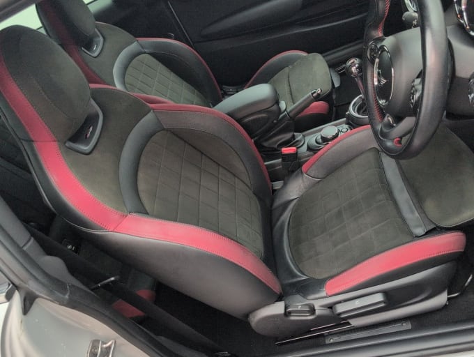 2025 Mini Hatch
