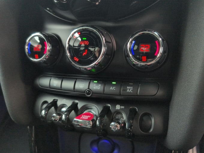 2025 Mini Hatch