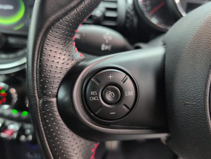 2025 Mini Hatch