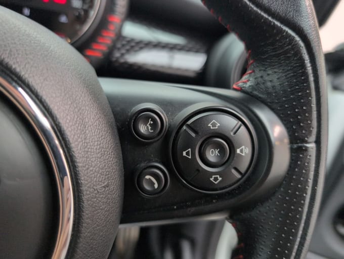 2025 Mini Hatch