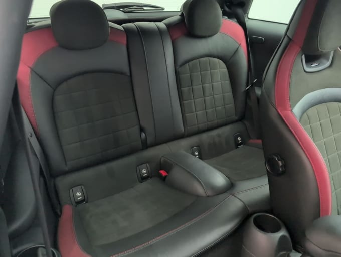 2025 Mini Hatch