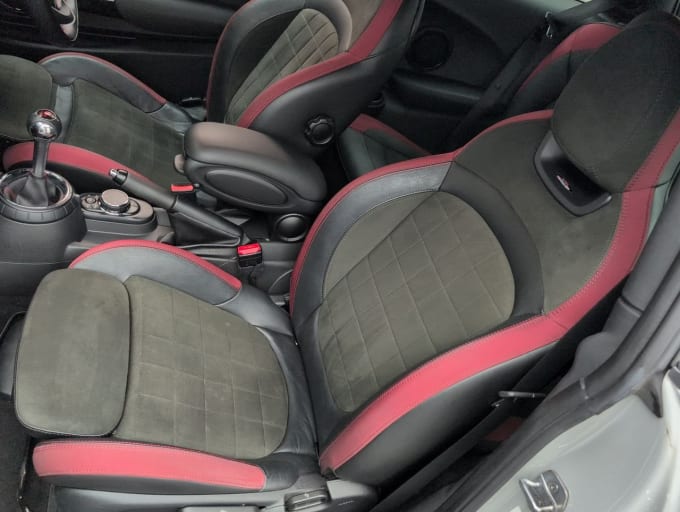 2025 Mini Hatch