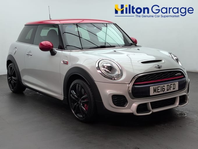 2025 Mini Hatch