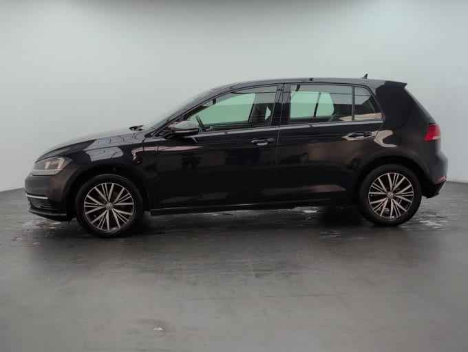 2025 Volkswagen Golf