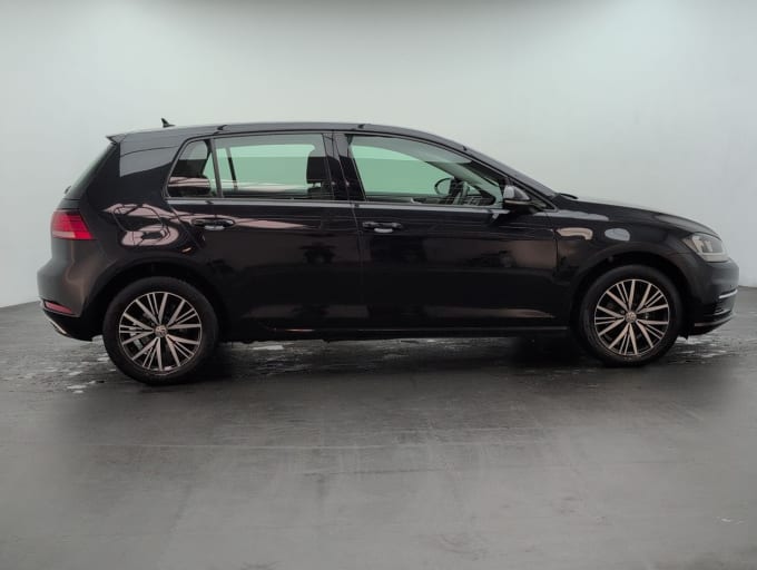 2025 Volkswagen Golf