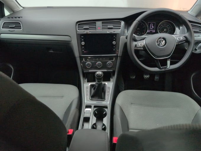 2025 Volkswagen Golf