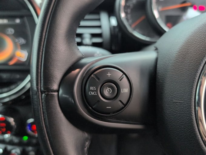 2025 Mini Hatch