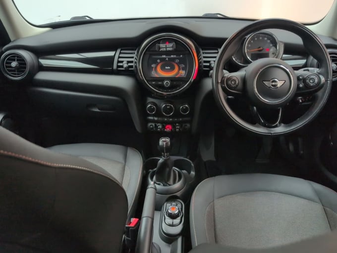 2025 Mini Hatch