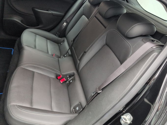 2025 Vauxhall Astra