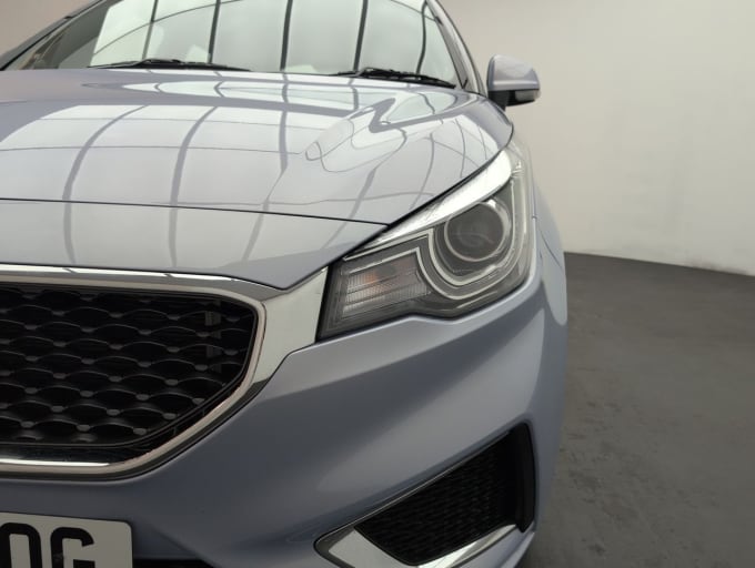 2025 Mg Mg3