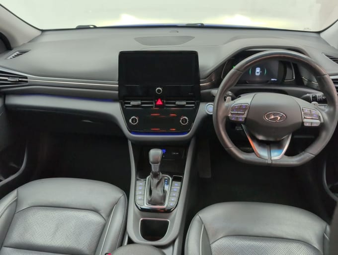 2025 Hyundai Ioniq