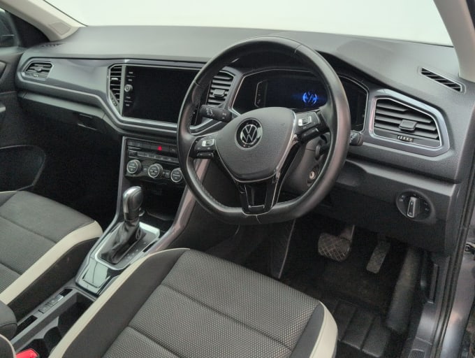 2025 Volkswagen T-roc