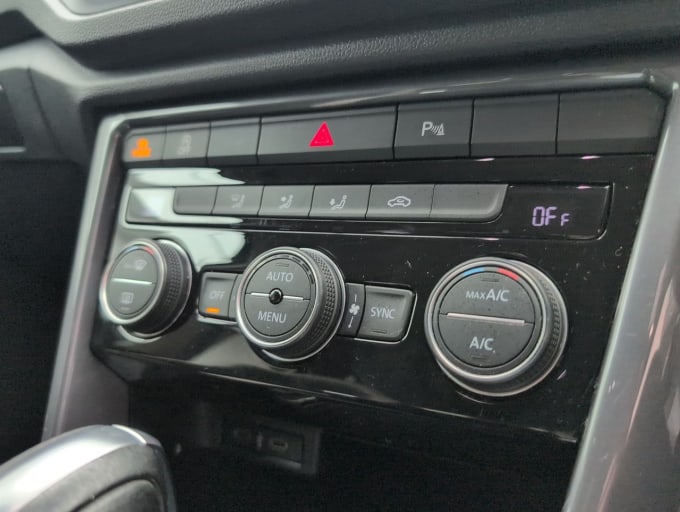 2025 Volkswagen T-roc