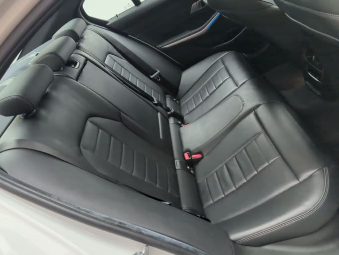 2025 BMW 3 Series
