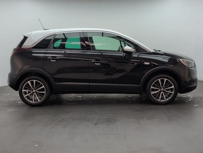 2025 Vauxhall Crossland X