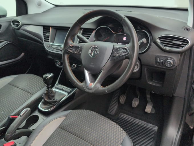 2025 Vauxhall Crossland X