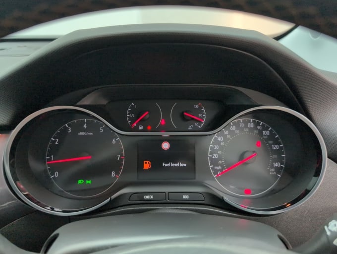 2025 Vauxhall Crossland X