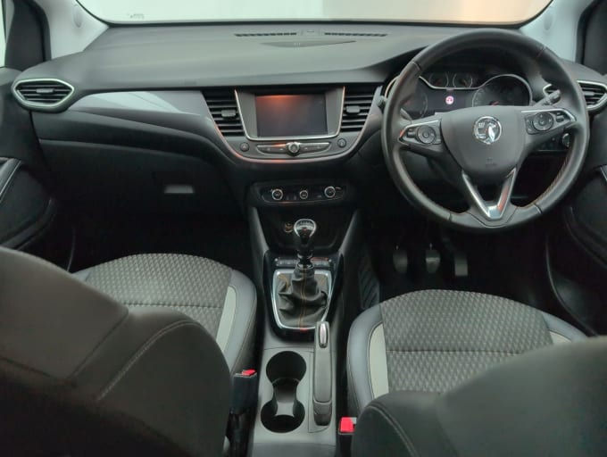 2025 Vauxhall Crossland X