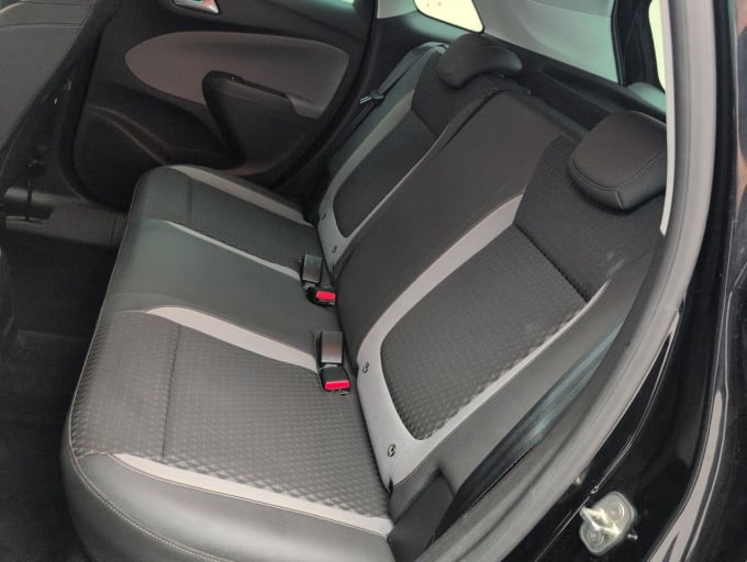 2025 Vauxhall Crossland X