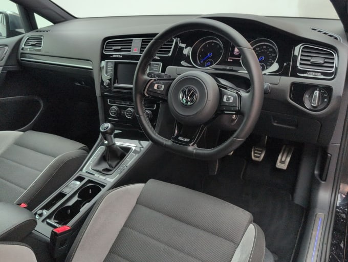 2025 Volkswagen Golf