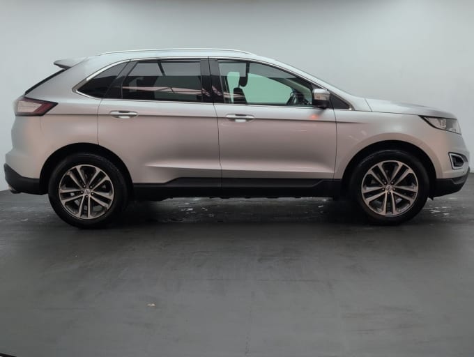 2025 Ford Edge