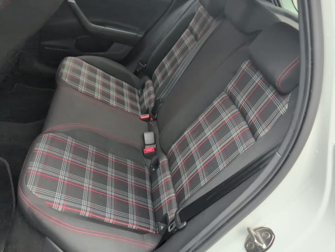 2018 Volkswagen Polo