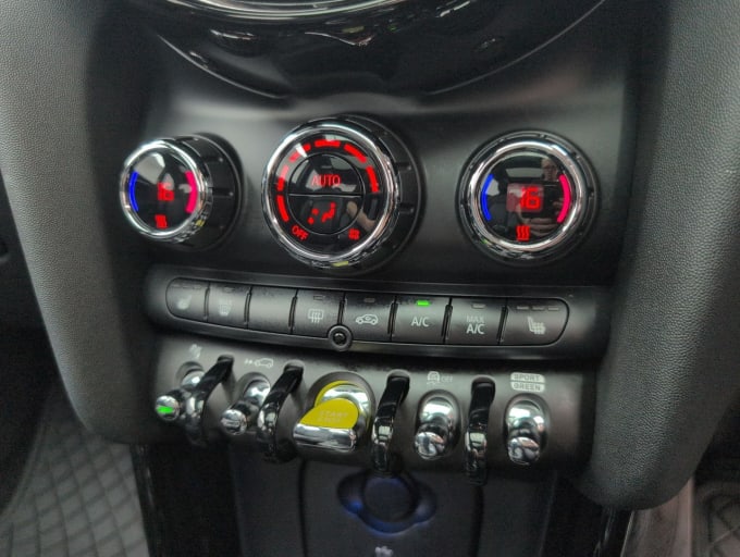 2025 Mini Electric Hatch