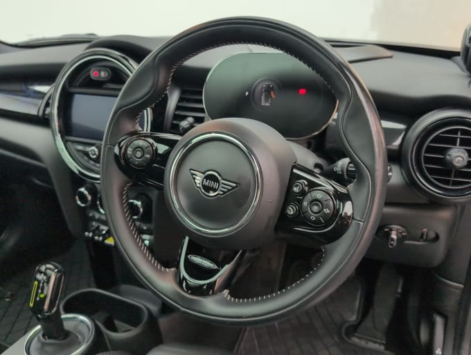 2025 Mini Electric Hatch