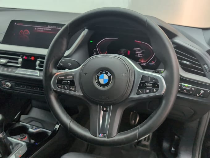 2025 BMW 1 Series